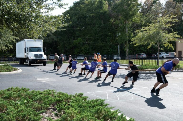 Florida truck pull team using the 75 foot rope to pull a moving truck