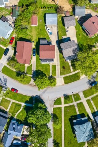 Aerial view of a planned community.